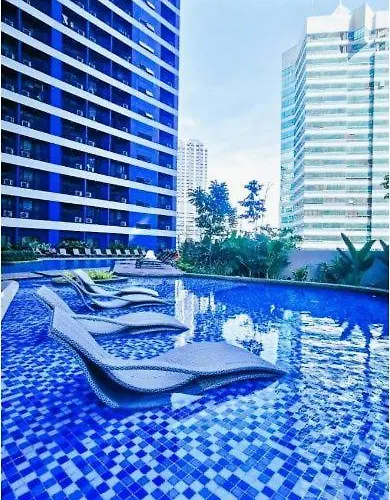 Apartment Air Luxury Makati Cbd With Balcony Manila