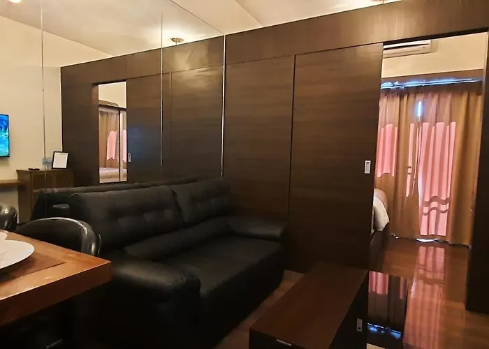 Air Luxury Makati Cbd With Balcony