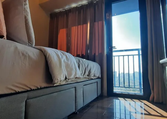 Air Luxury Makati Cbd With Balcony * Manila